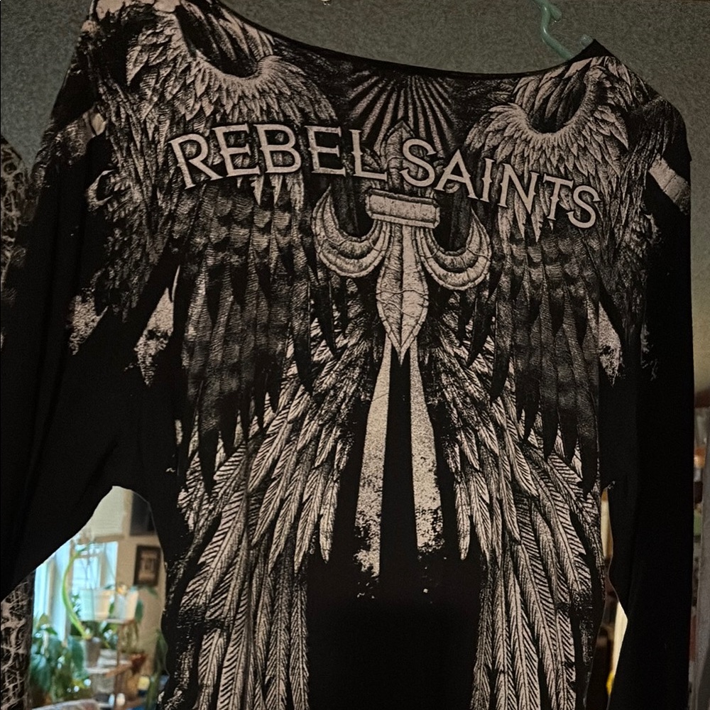 Black Long Sleeve Graphic Blouse - Picture 11 of 13